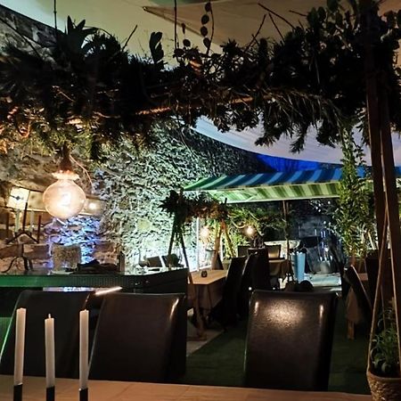 Logis Hotel Restaurant Entre Nous Langeac ภายนอก รูปภาพ