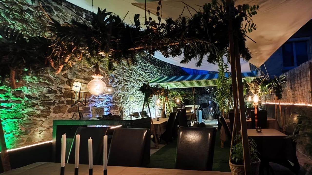 Logis Hotel Restaurant Entre Nous Langeac ภายนอก รูปภาพ
